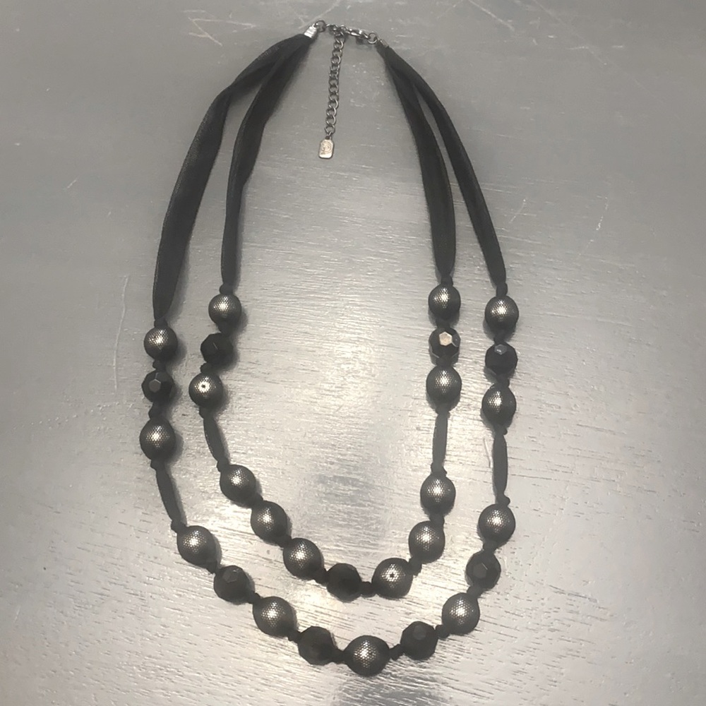 Threaded black and silver tulle necklace